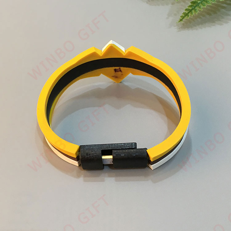 usb充電數(shù)據(jù)線硅膠手環(huán)